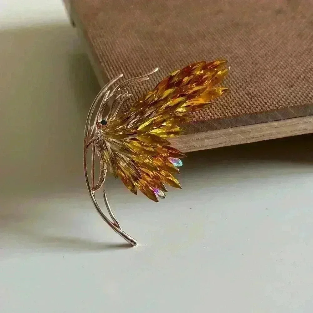 European French Style Ultra-Bright Gradient Crystal Butterfly Brooch